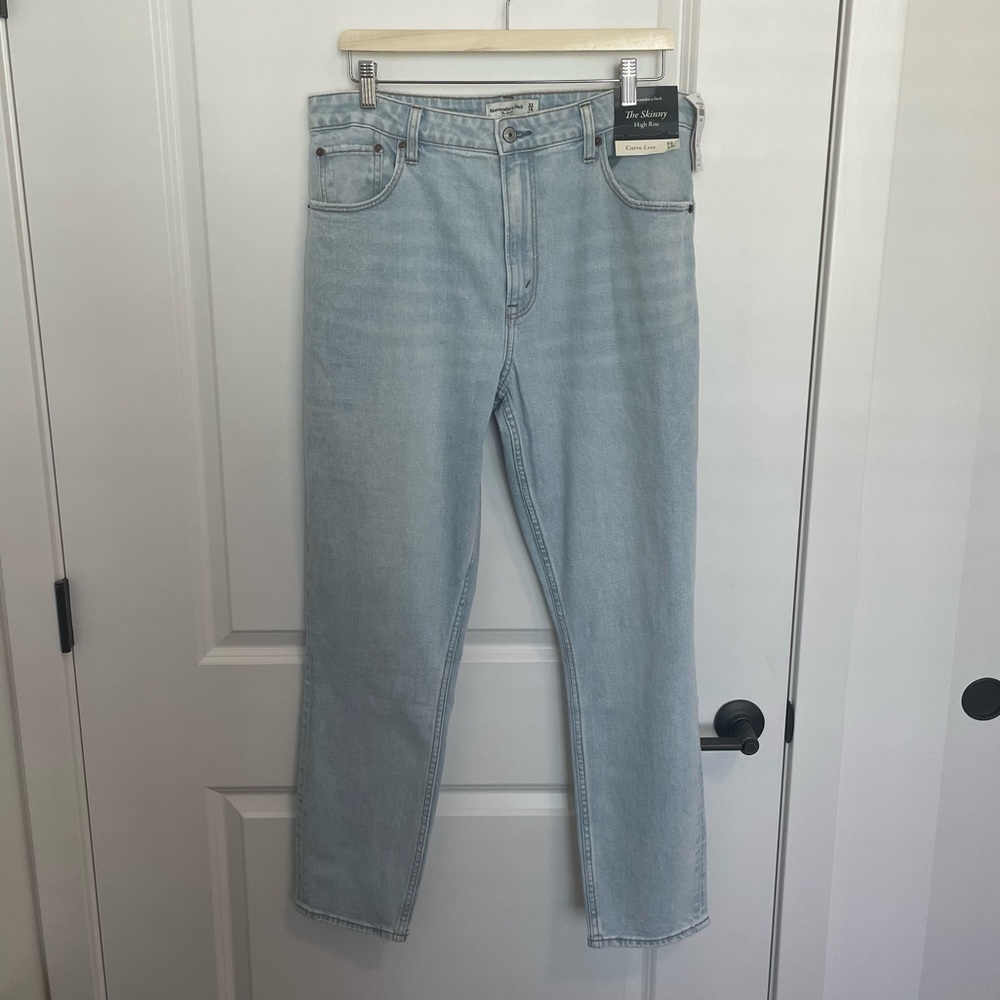 A&F Curve Love High Rise Skinny Jean